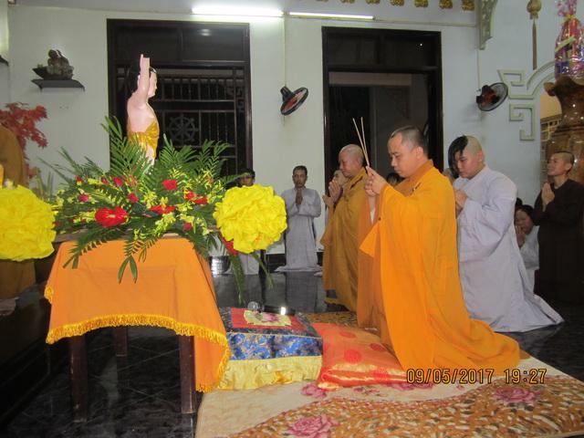 Trang nghiêm lễ tắm Phật tại Tổ đình Thiên Bửu