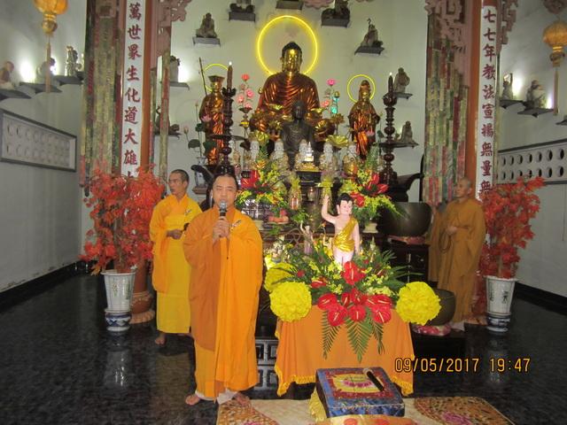 Trang nghiêm lễ tắm Phật tại Tổ đình Thiên Bửu