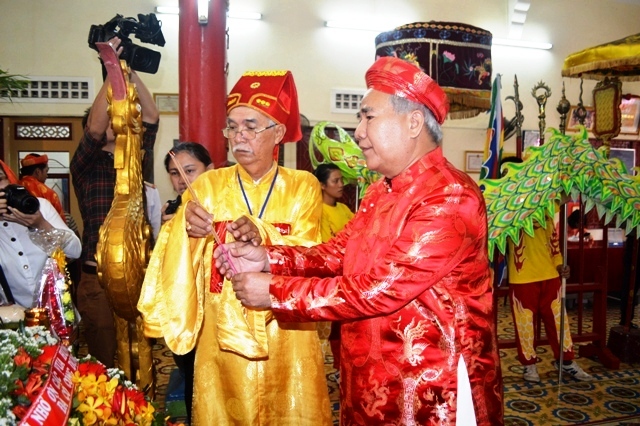 Khánh Hòa: Ban Trị sự GHPGVN Khánh Hòa dâng hương Lễ Giỗ Tổ Hùng Vương
