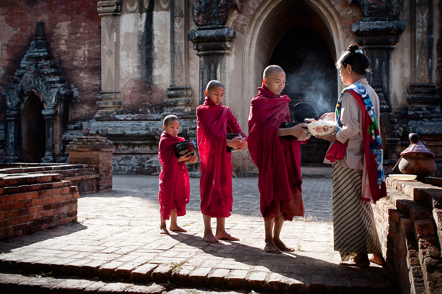 Quả Báo Gian Tham Trộm Cướp
