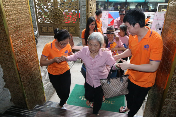 Tổng kết chương trình “Trao Tặng Yêu Thương” cho người khiếm thị (C119)
