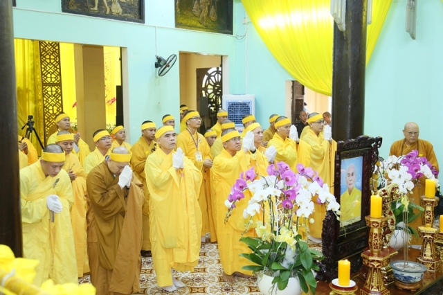 Thỉnh linh mô cố Hòa thượng Thích Quang Đạo tham Phật - yết Tổ