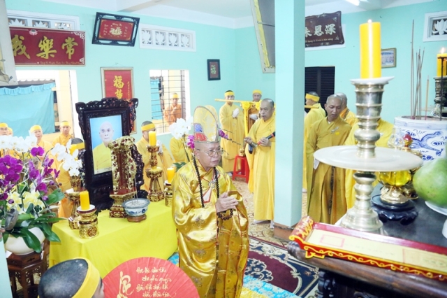 Thỉnh linh mô cố Hòa thượng Thích Quang Đạo tham Phật - yết Tổ