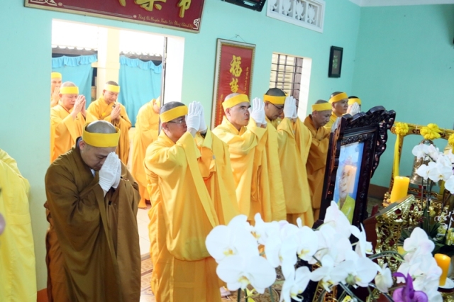 Thỉnh linh mô cố Hòa thượng Thích Quang Đạo tham Phật - yết Tổ