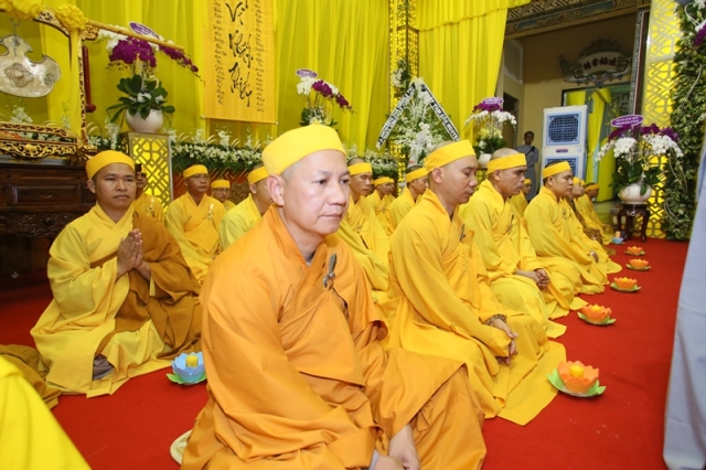 Đêm thắp nến tri ân &#039;Nghe lời di huấn&#039; của cố HT. Thích Quang Đạo