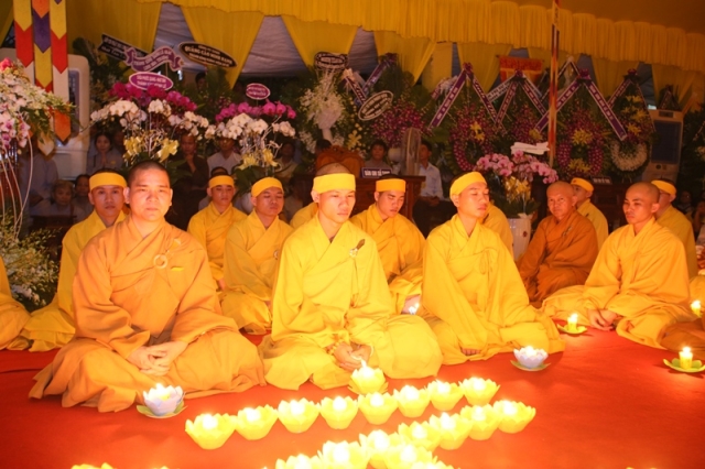 Đêm thắp nến tri ân &#039;Nghe lời di huấn&#039; của cố HT. Thích Quang Đạo