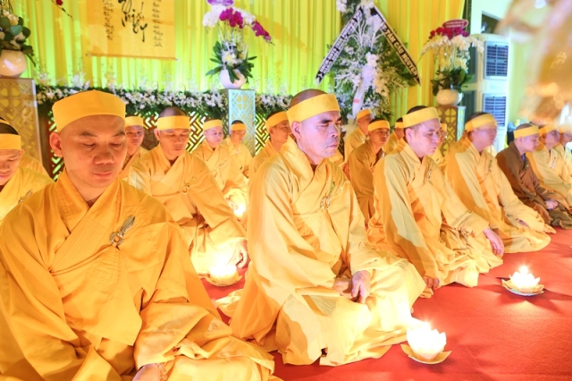 Đêm thắp nến tri ân &#039;Nghe lời di huấn&#039; của cố HT. Thích Quang Đạo