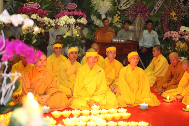 Đêm thắp nến tri ân &#039;Nghe lời di huấn&#039; của cố HT. Thích Quang Đạo