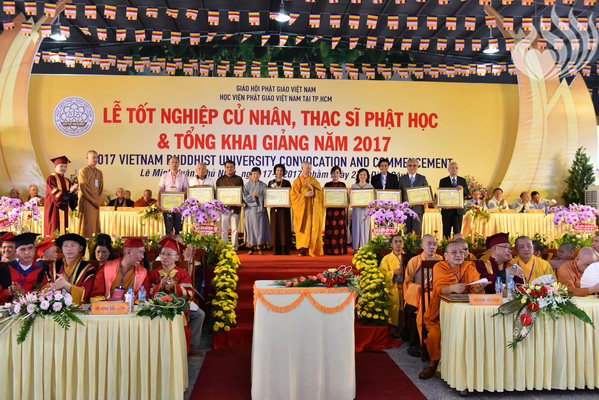 Tổng kết Lễ Tốt Nghiệp Tại HVPGVN CS Lê Minh Xuân và Lễ Húy Kỵ tại chùa Giác Ngộ (C123)