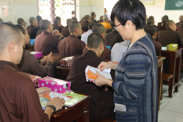 QUỸ ĐẠO PHẬT NGÀY NAY_ TỔNG KẾT CÚNG DƯỜNG TRƯỜNG HẠ TẠI CHÙA ẤN QUANG, ĐỒNG NAI VÀ VŨNG TÀU C108-1