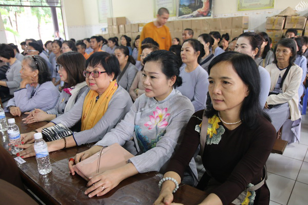 QUỸ ĐẠO PHẬT NGÀY NAY_ TỔNG KẾT CÚNG DƯỜNG TRƯỜNG HẠ TẠI CHÙA ẤN QUANG, ĐỒNG NAI VÀ VŨNG TÀU C108-1