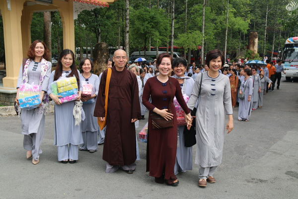QUỸ ĐẠO PHẬT NGÀY NAY_ TỔNG KẾT CÚNG DƯỜNG TRƯỜNG HẠ TẠI CHÙA ẤN QUANG, ĐỒNG NAI VÀ VŨNG TÀU C108-1