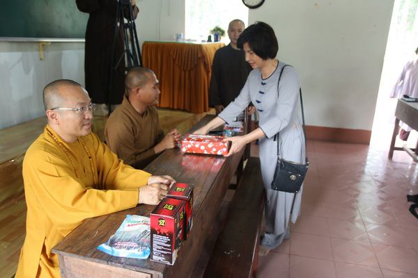 QUỸ ĐẠO PHẬT NGÀY NAY_ TỔNG KẾT CÚNG DƯỜNG TRƯỜNG HẠ TẠI CHÙA ẤN QUANG, ĐỒNG NAI VÀ VŨNG TÀU C108-1