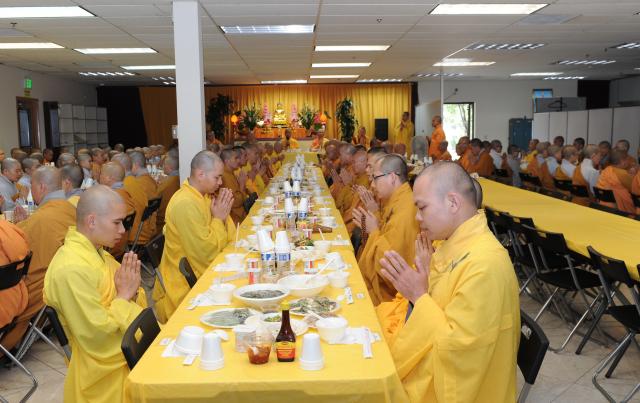 Khóa An cư kiết hạ năm 2017 Tại Niệm Phật đường Fremont, California, Hoa Kỳ Ngày 21 tháng 6 năm 2017