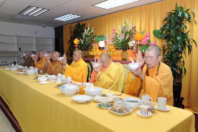 Khóa An cư kiết hạ năm 2017 Tại Niệm Phật đường Fremont, California, Hoa Kỳ Ngày 21 tháng 6 năm 2017