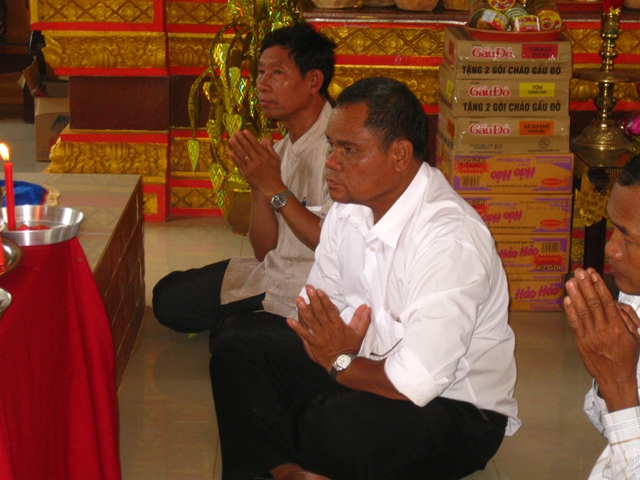 Khóa tu xuất gia gieo duyên và báo hiếu - Chùa Sreyvonsa