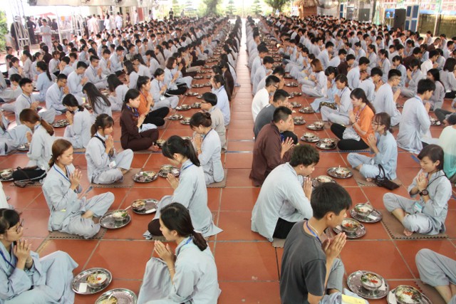 Thái Bình: Ngày thứ hai KTMH chùa Từ Xuyên - Fakebook