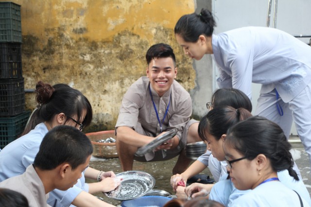 Thái Bình: Ngày thứ hai KTMH chùa Từ Xuyên - Fakebook