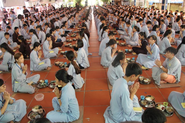 Thái Bình: Ngày thứ hai KTMH chùa Từ Xuyên - Fakebook