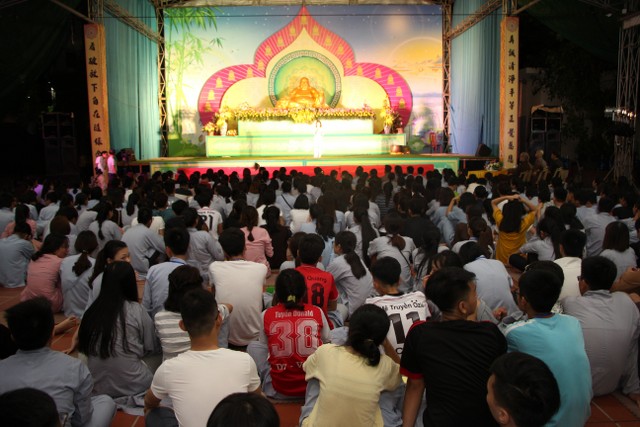 Thái Bình: Ngày thứ hai KTMH chùa Từ Xuyên - Fakebook