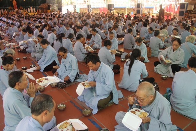 Thái Bình: Đại lễ Vu Lan tại chùa Từ Xuyên (ngày thứ hai)