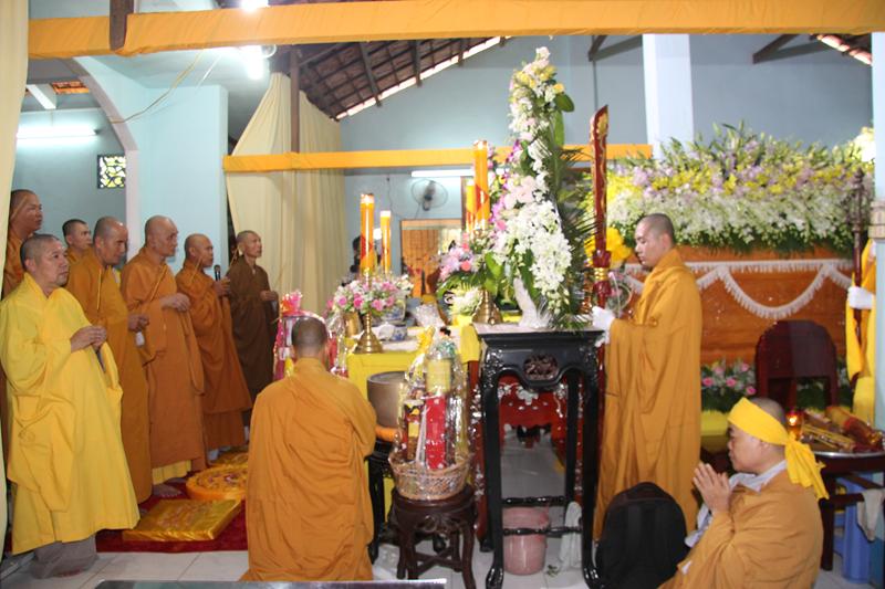 PG Đồng Tháp: Những phái đoàn viếng Cố HT. Thích Thiện Hiệp