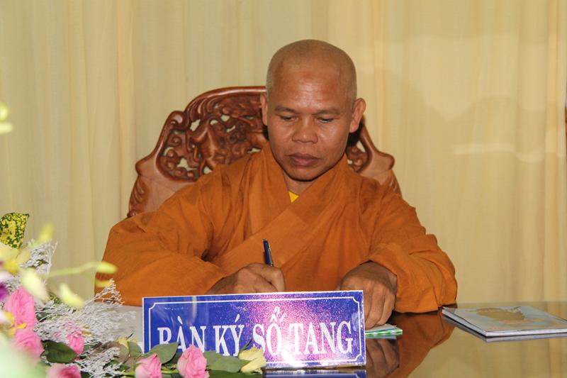 PG Đồng Tháp: Những phái đoàn viếng Cố HT. Thích Thiện Hiệp