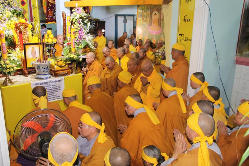 PG Đồng Tháp: Truy điệp và cung thỉnh Cố HT. Thích Thiện Hiệp nhập Bảo tháp