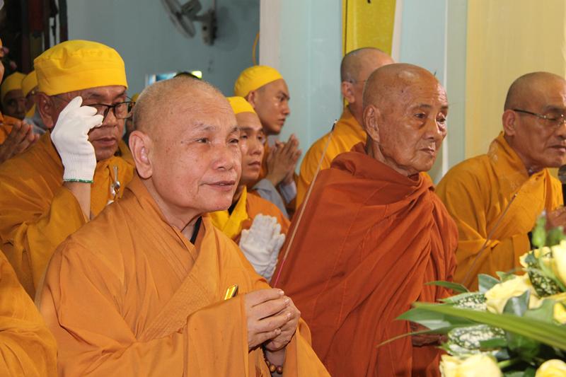 PG Đồng Tháp: Truy điệp và cung thỉnh Cố HT. Thích Thiện Hiệp nhập Bảo tháp