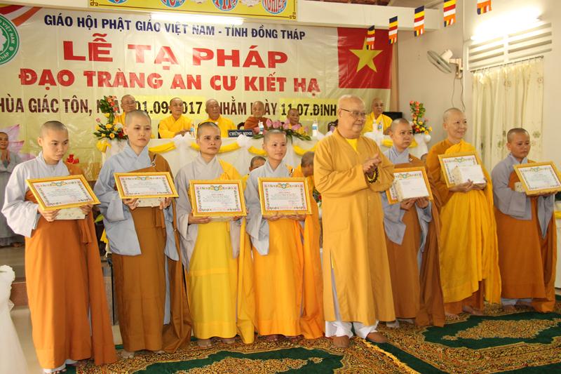 Đồng Tháp: Lễ tạ pháp chùa Phước Hưng , chùa Giác Tôn