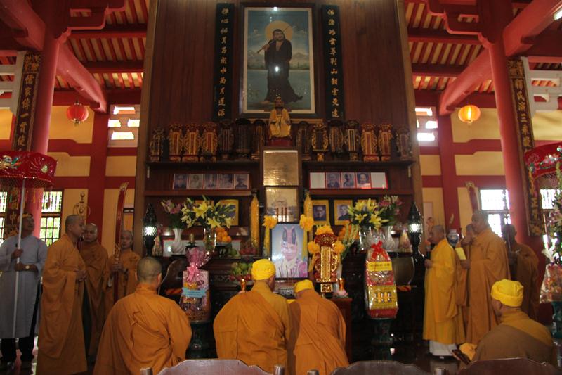 Đồng Tháp: Tưởng niệm điếu tang cố HT. Thích Thiện Tâm