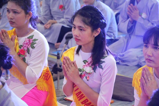 Thái Bình: Xí nghiệp may Đông Hưng tổ chức lễ Vu Lan