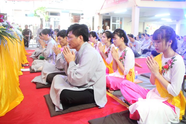 Thái Bình: Xí nghiệp may Đông Hưng tổ chức lễ Vu Lan