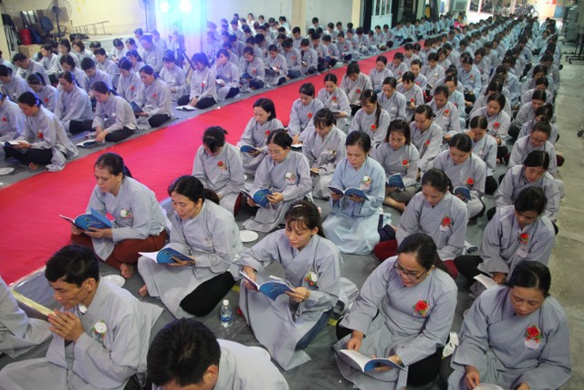 Thái Bình: Xí nghiệp may Đông Hưng tổ chức lễ Vu Lan