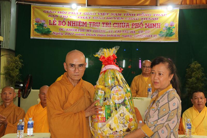 Đồng Tháp: Lễ trao quyết định trụ trì chùa Phổ Minh (huyện Châu Thành)