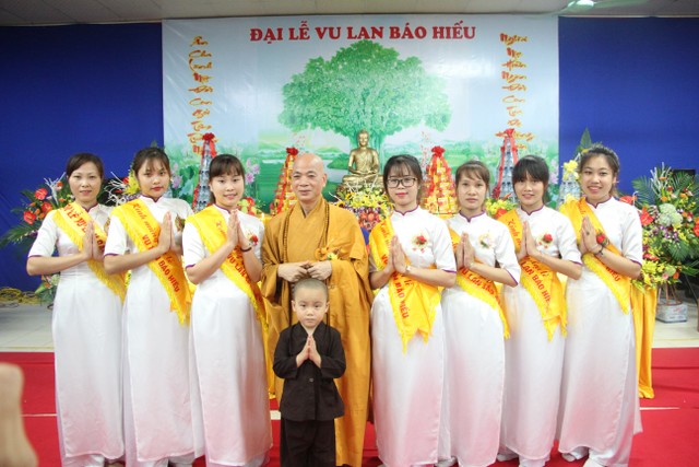 Thanh Hóa: Xúc động lễ Vu Lan tại Xí nghiệp May Bỉm Sơn