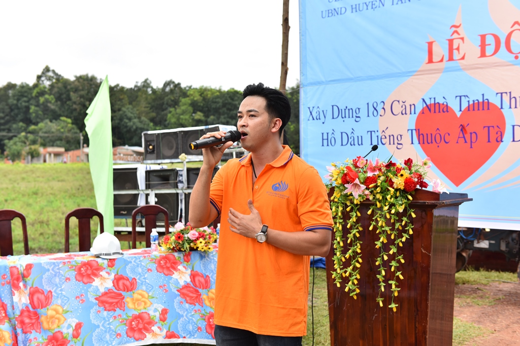 Lễ động thổ xây dựng 183 căn nhà cho 1000 kiều bào hồi cư từ Campuchia tại hồ Dầu Tiếng Tây Ninh