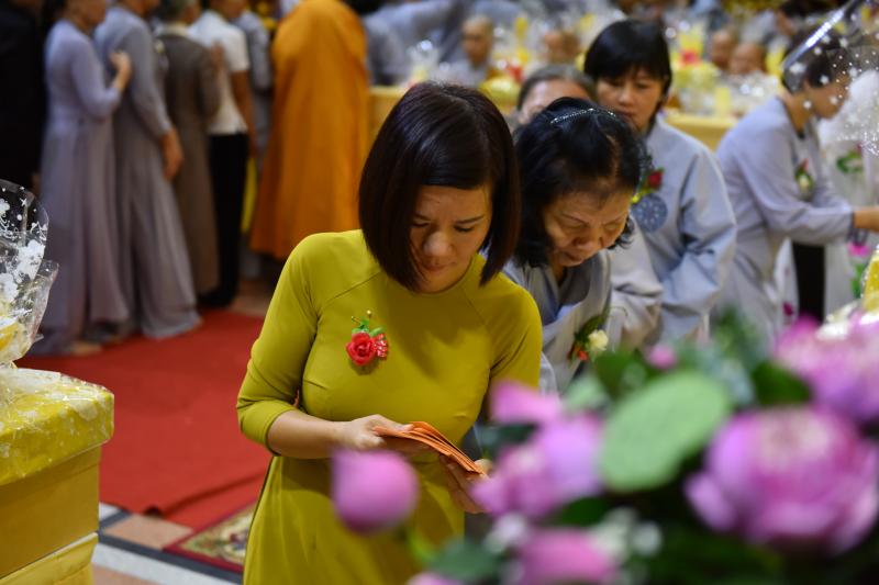 Xúc động lễ Vu Lan Báo Hiếu chùa Giác Ngộ Phật lịch 2017
