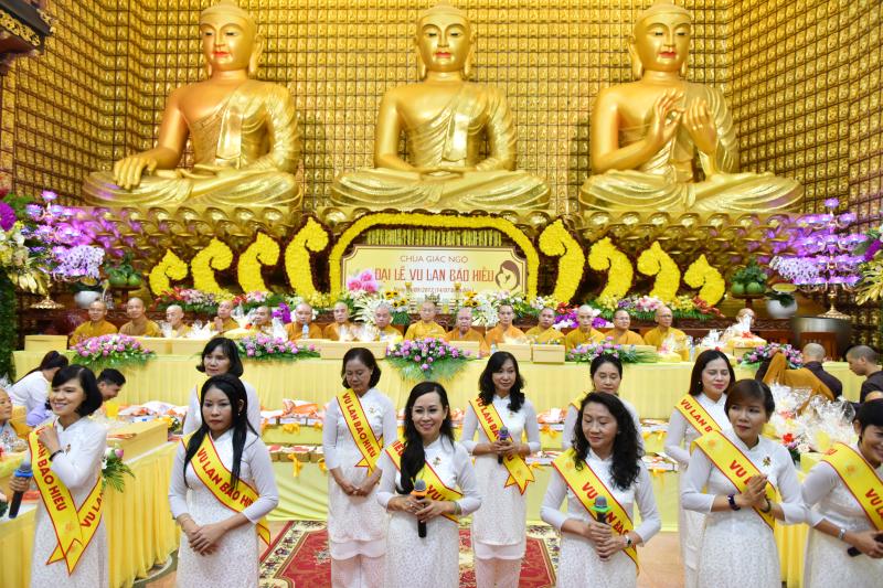 Xúc động lễ Vu Lan Báo Hiếu chùa Giác Ngộ Phật lịch 2017