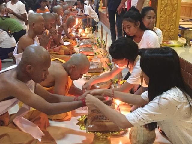 Khóa tu xuất gia gieo duyên và báo hiếu - Chùa Sreyvonsa