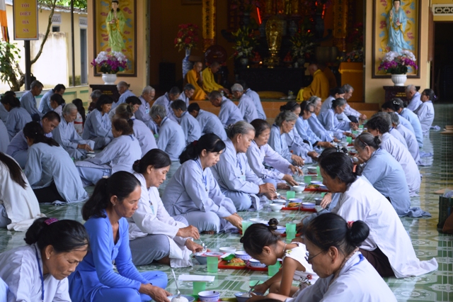 Khánh Hòa: Khóa tu Niệm Phật Một Ngày An Lạc lần thứ 88 tại chùa Sắc Tứ Minh Thiện