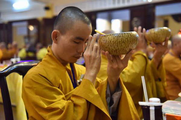 QUỸ ĐẠO PHẬT NGÀY NAY_ TỔNG KẾT CÚNG DƯỜNG TRƯỜNG HẠ TẠI CHÙA ẤN QUANG, ĐỒNG NAI VÀ VŨNG TÀU C108-1