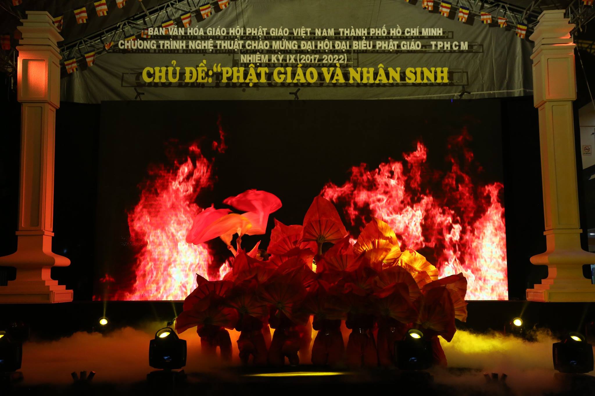 TP. HCM : Tưng bừng đêm nhạc "Phật giáo và nhân sinh "