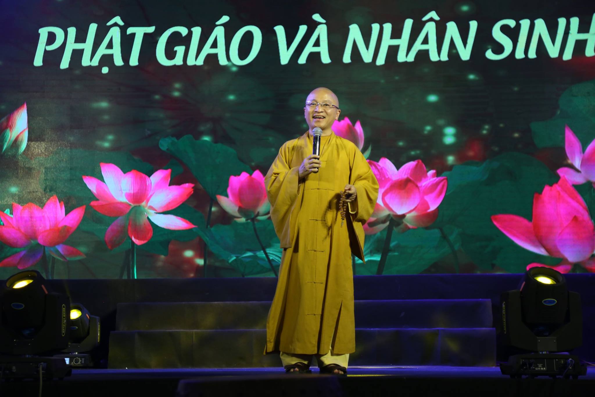 TP. HCM : Tưng bừng đêm nhạc "Phật giáo và nhân sinh "