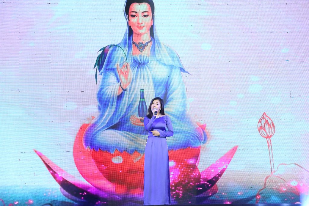 TP. HCM : Tưng bừng đêm nhạc "Phật giáo và nhân sinh "