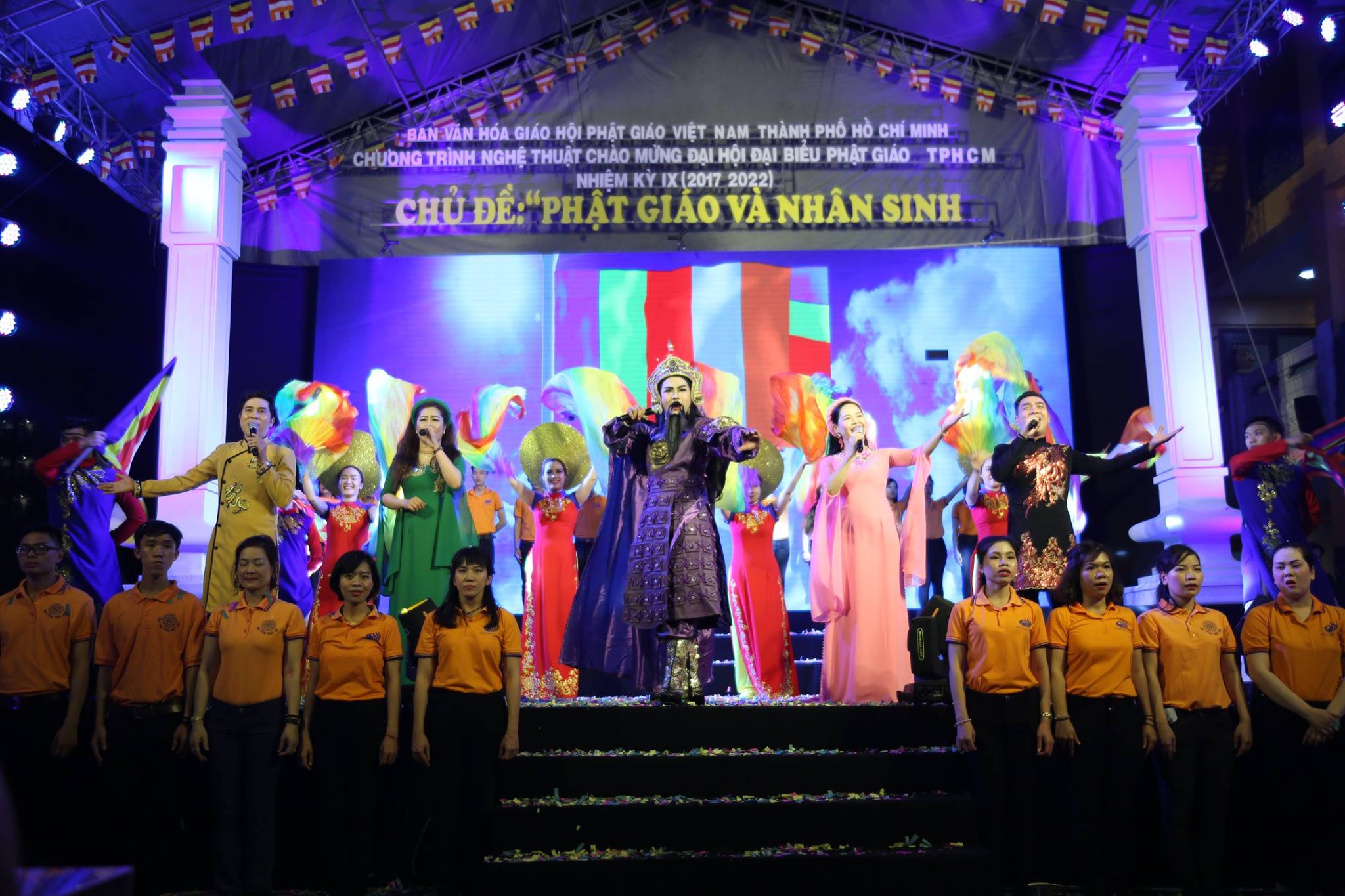 TP. HCM : Tưng bừng đêm nhạc "Phật giáo và nhân sinh "