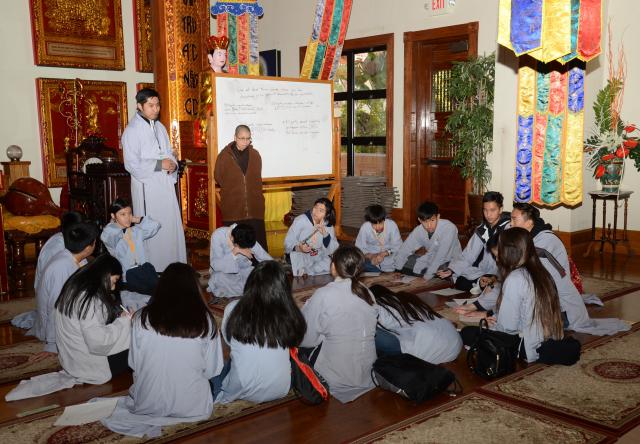 Hoa Kỳ: Khóa tu thiếu nhi mùa đông năm 2017 tại chùa Đức Viên - San Jose - ngày 29/12