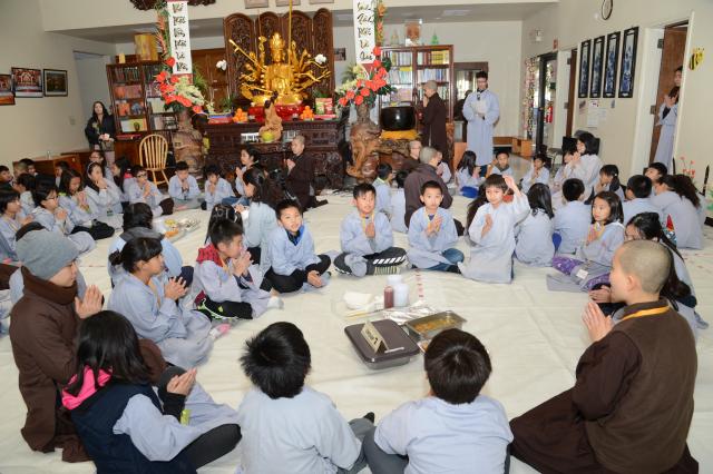 Hoa Kỳ: Khóa tu thiếu nhi mùa đông năm 2017 tại chùa Đức Viên - San Jose - ngày 29/12