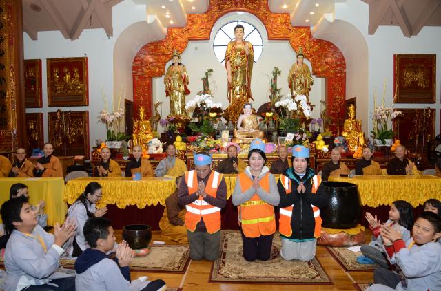 Chùa Đức Viên  San Jose ( Hoa Kỳ ) Tổ Chức Lễ Bế Mạc Khoá Tu Thiếu Nhi Mùa Đông Năm 2017
