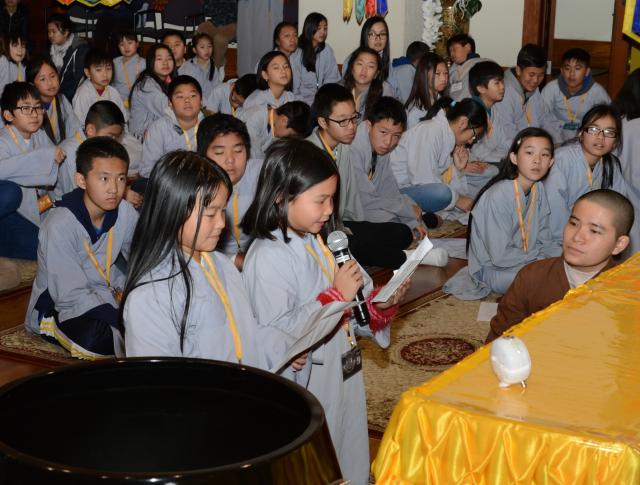 Chùa Đức Viên  San Jose ( Hoa Kỳ ) Tổ Chức Lễ Bế Mạc Khoá Tu Thiếu Nhi Mùa Đông Năm 2017